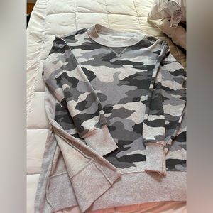 Grey camo oversized sweater with side slit